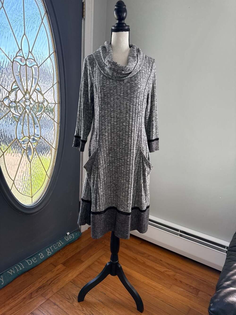 Robbie Bee Grey Ribbed Cowl Neck Knit Dress with Pockets Size L